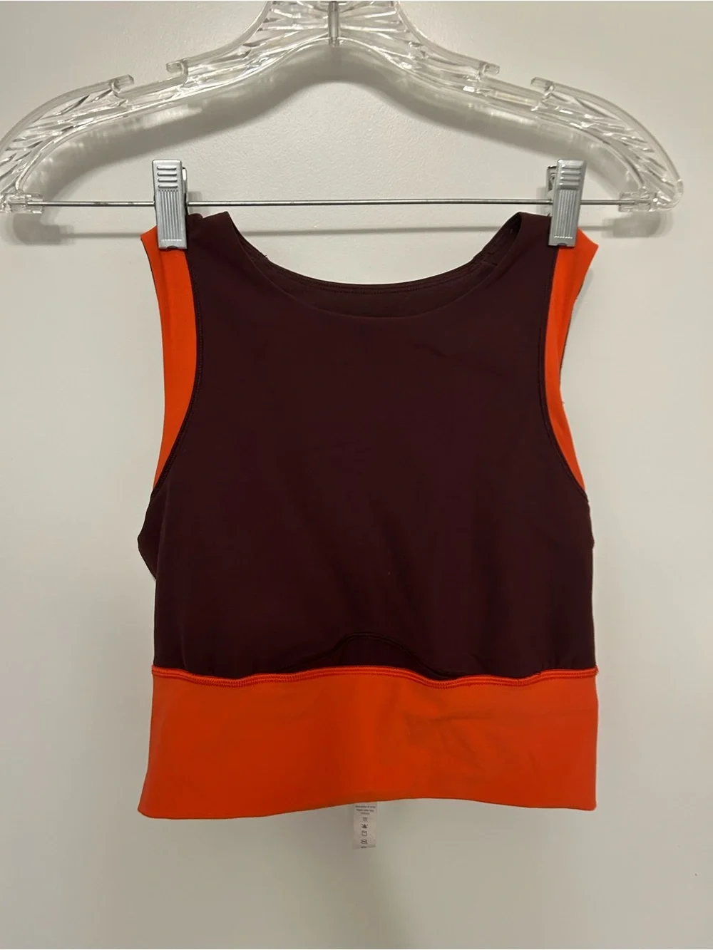 Lululemon Kick Serve Sweat Bra in a tri-color Bordeaux Drama and Orange size 6